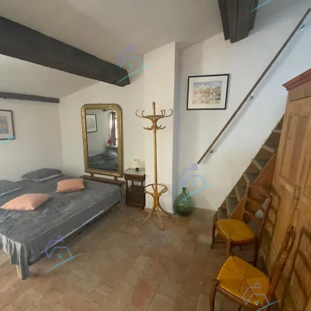 Jolie Maison Au Coeur De Tropez *